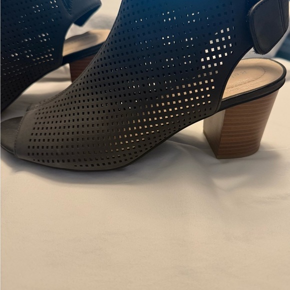 Relativity Black Heeled Boots with Peep-Toe Design - Picture 3 of 6